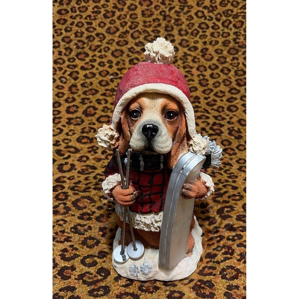 Santa Christmas Dog Beagle Snow Skiing Cracker Barrel Collectible Figurine 11.5"